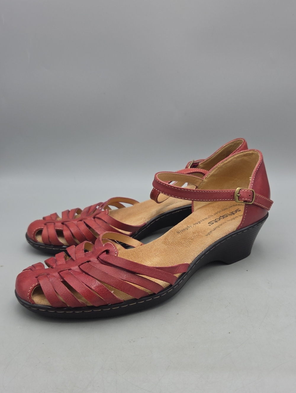 SoftSpots Tatiana red leather braided toe Sandals Women 9.5 W
